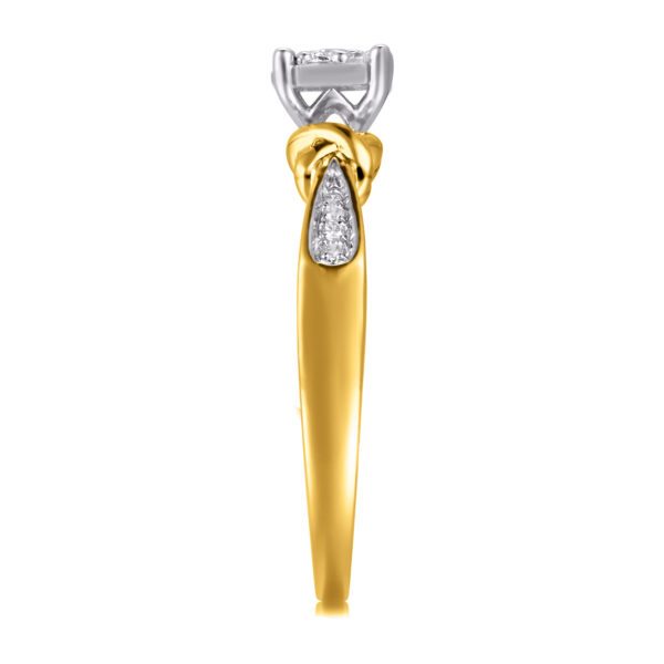 10 Karat Yellow Gold 0.10 Carat Diamond Round Ladies Ring - Image 2
